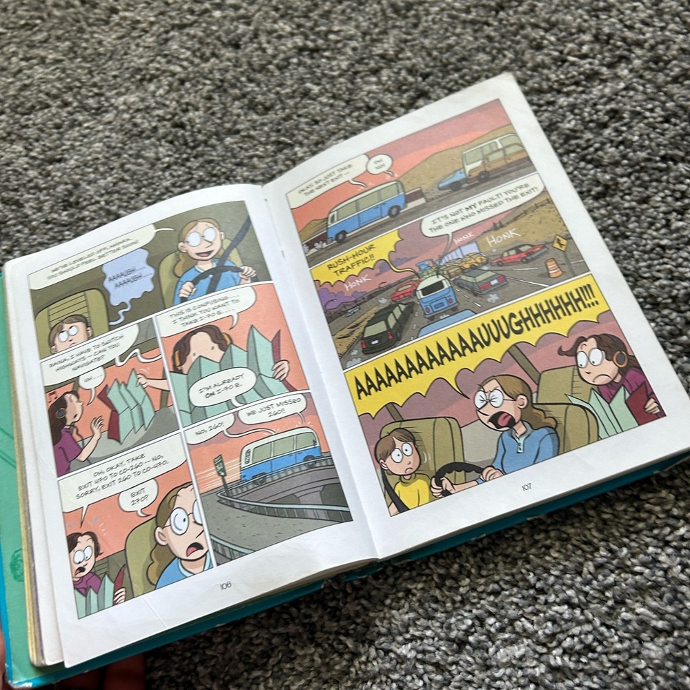 Sisters Book - Picture 1 of 3